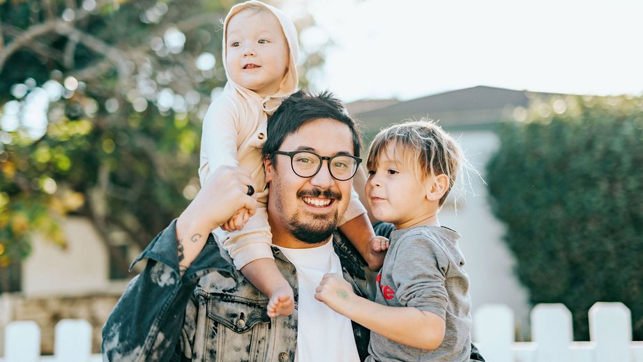 family03.jpg